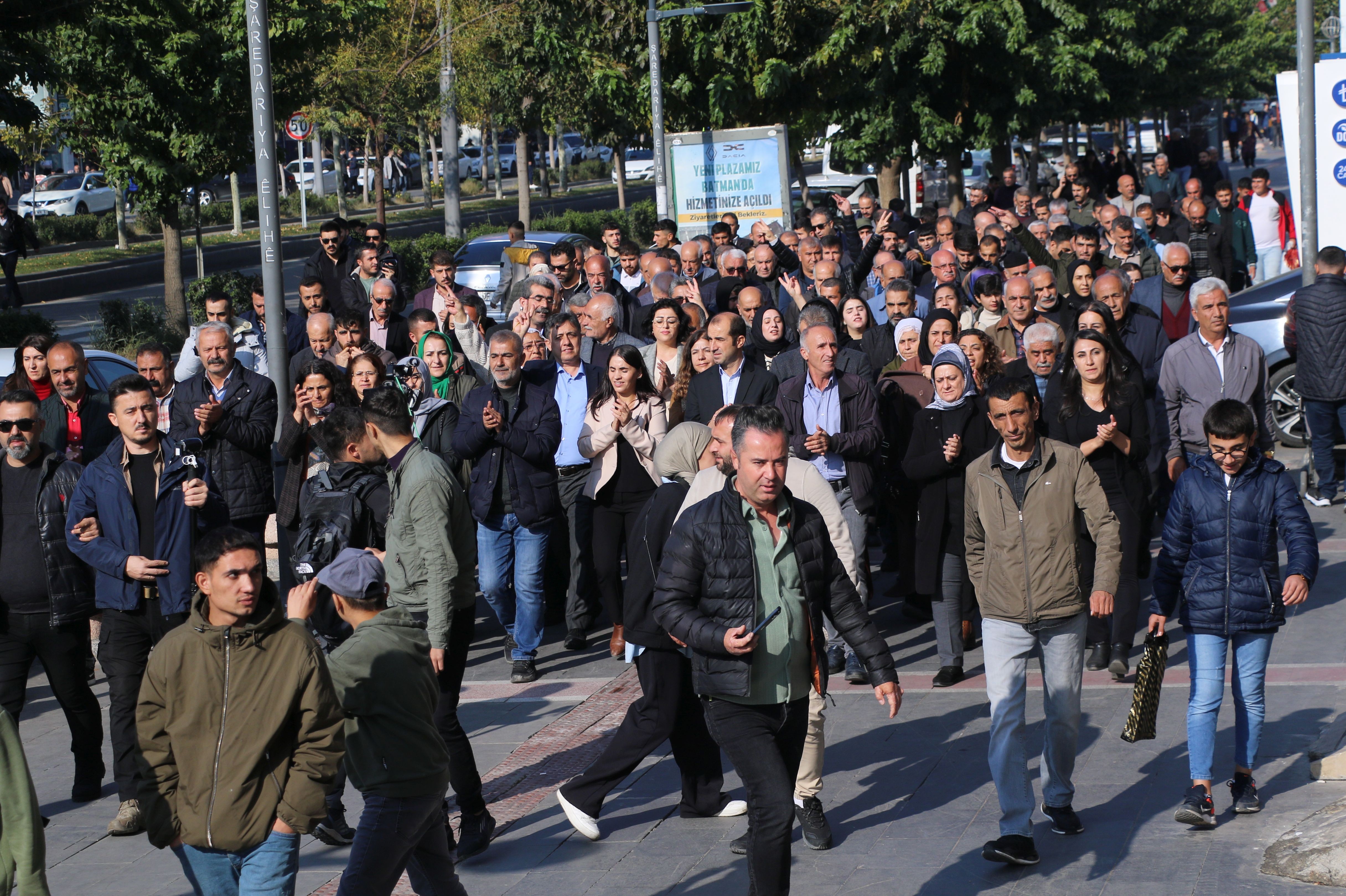 Batman'da kayyım protestosunda 17 Kasım mitingine çağrı