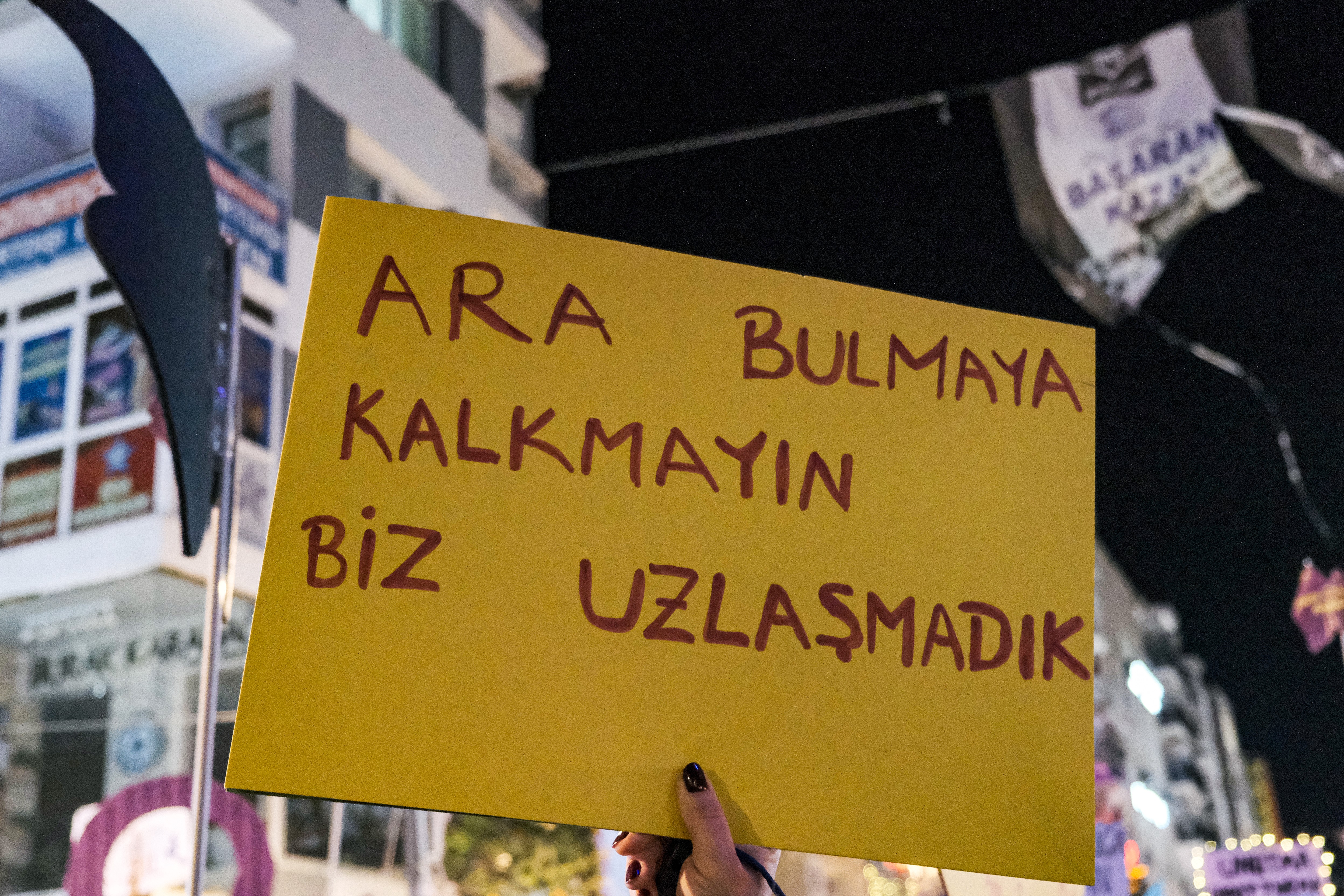 25 Kasım İzmir eylemi