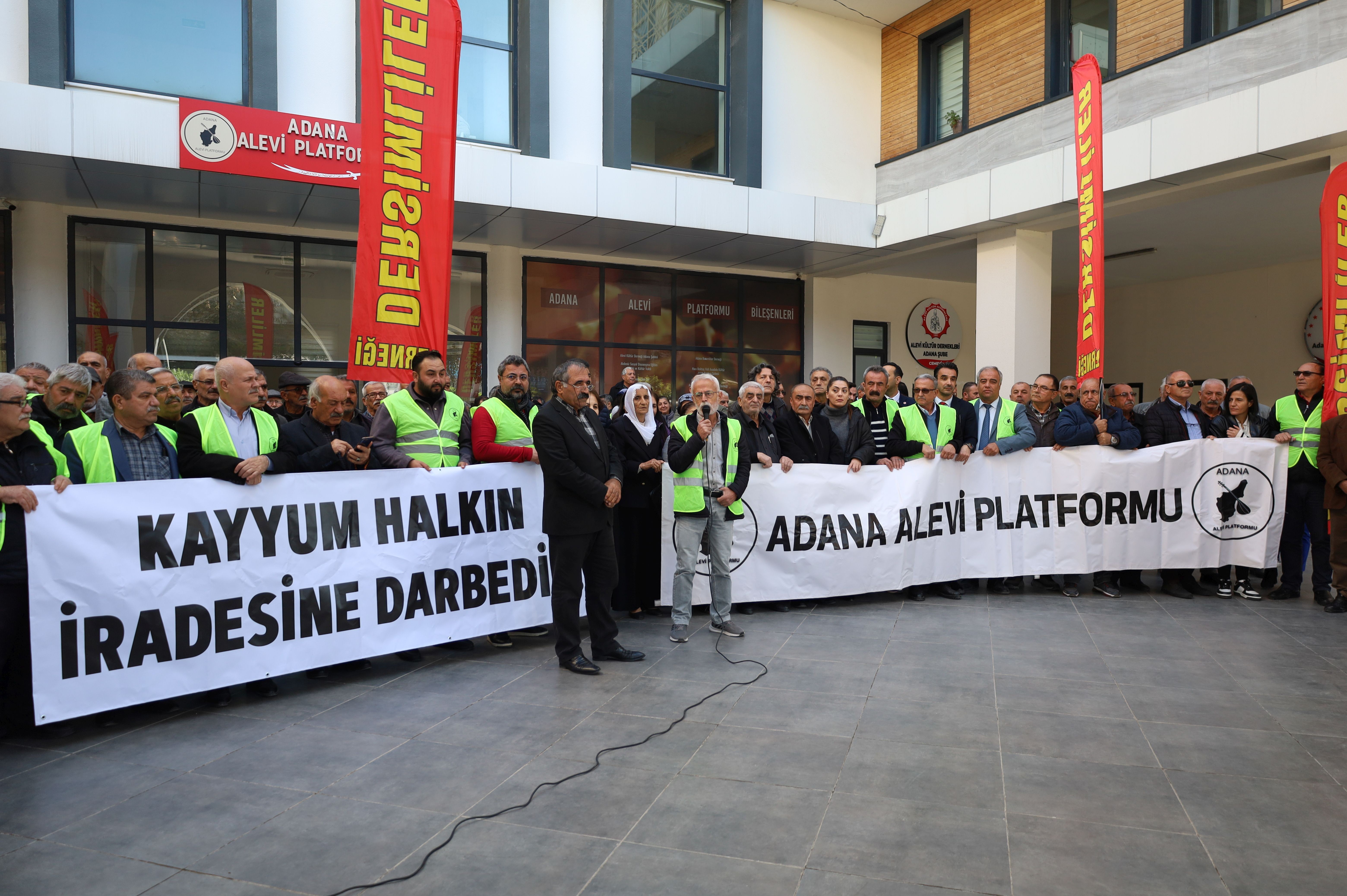 Adana’da kayyım protestosu: Halk iradesine vurulan darbeden vazgeçin