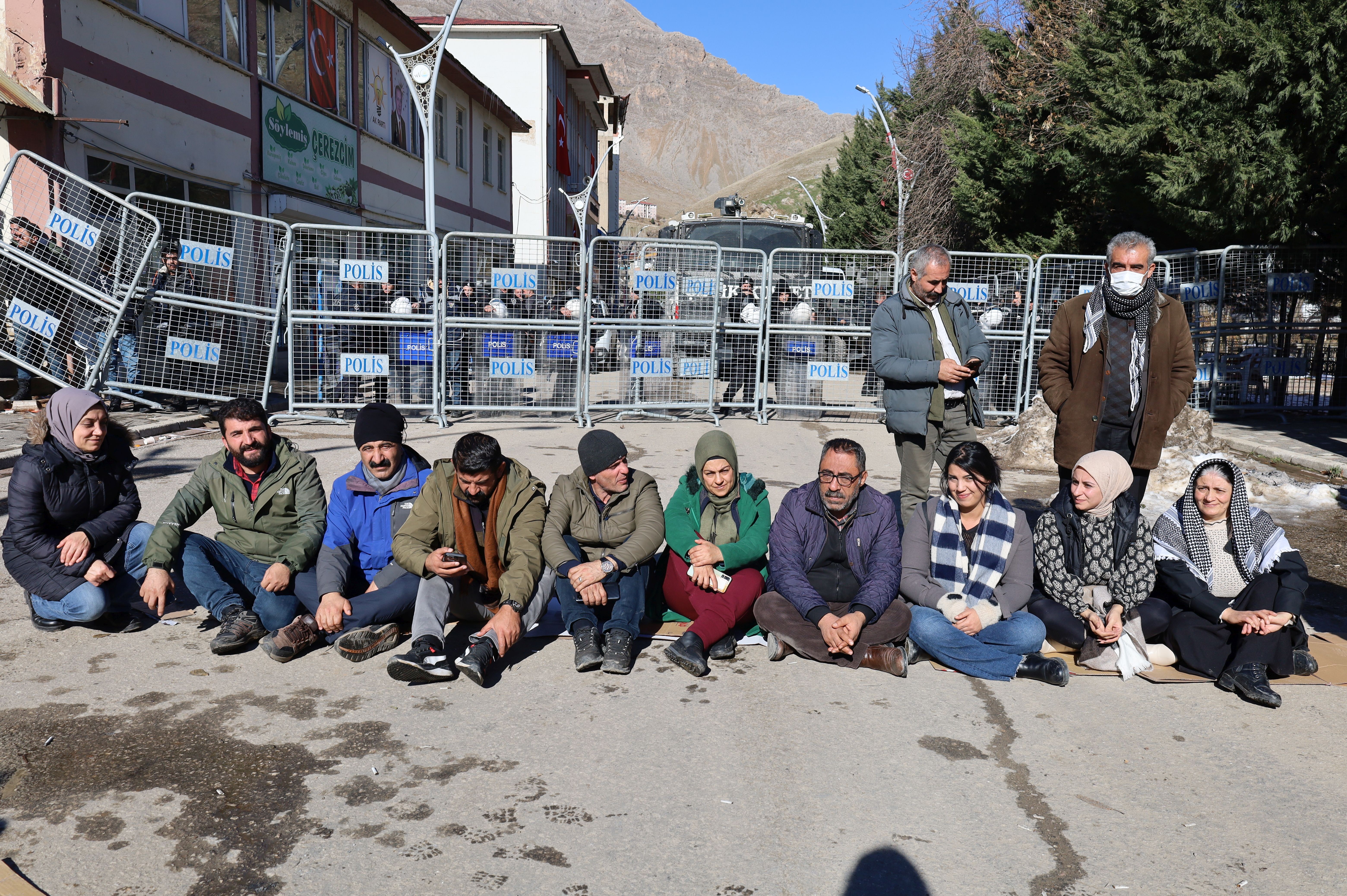 Bahçesaray kayyımı eş başkanların projelerini sildi: AKP dönemindekilere dokunmadı