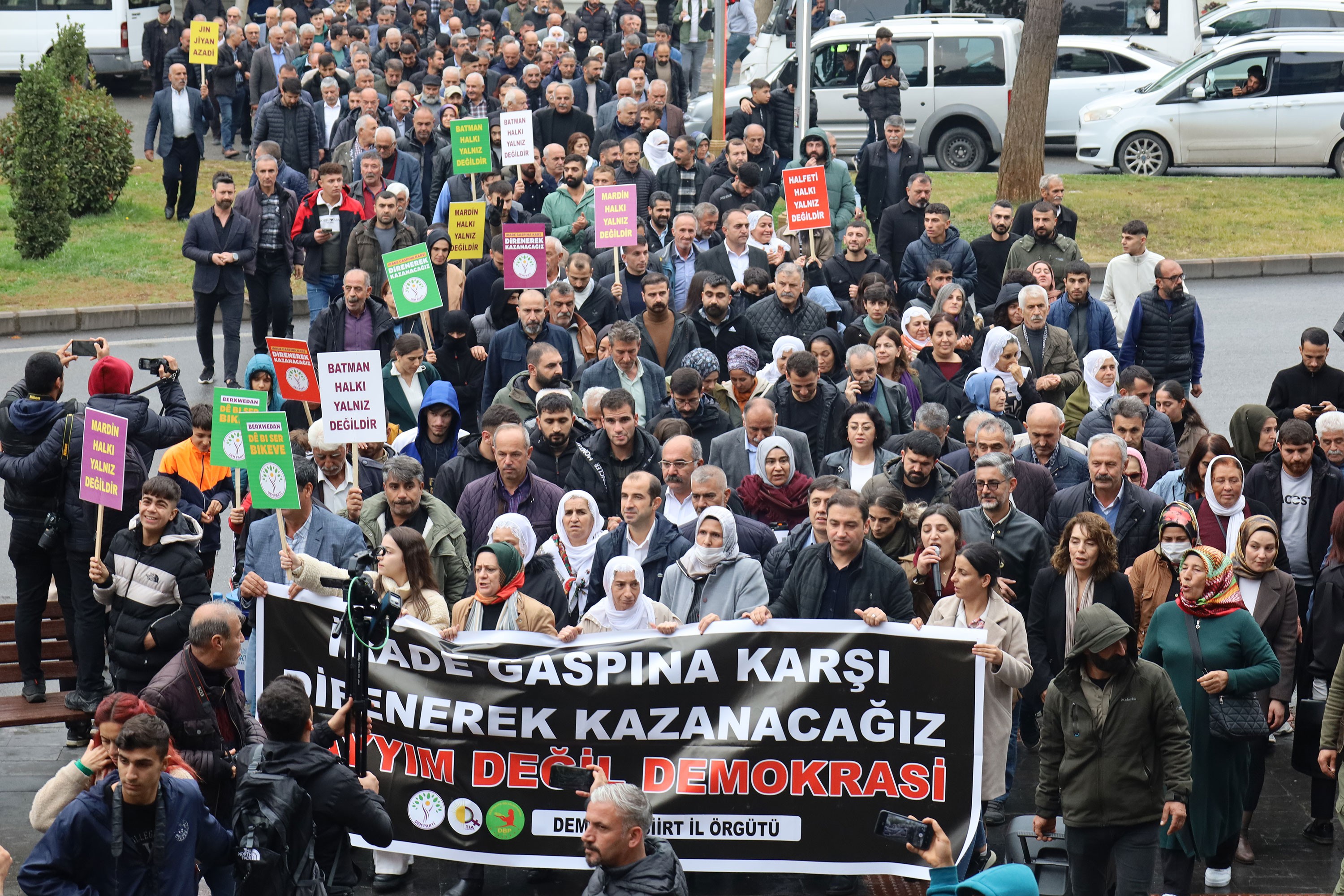 Batman'da kayyıma karşı düzenlenen eylem