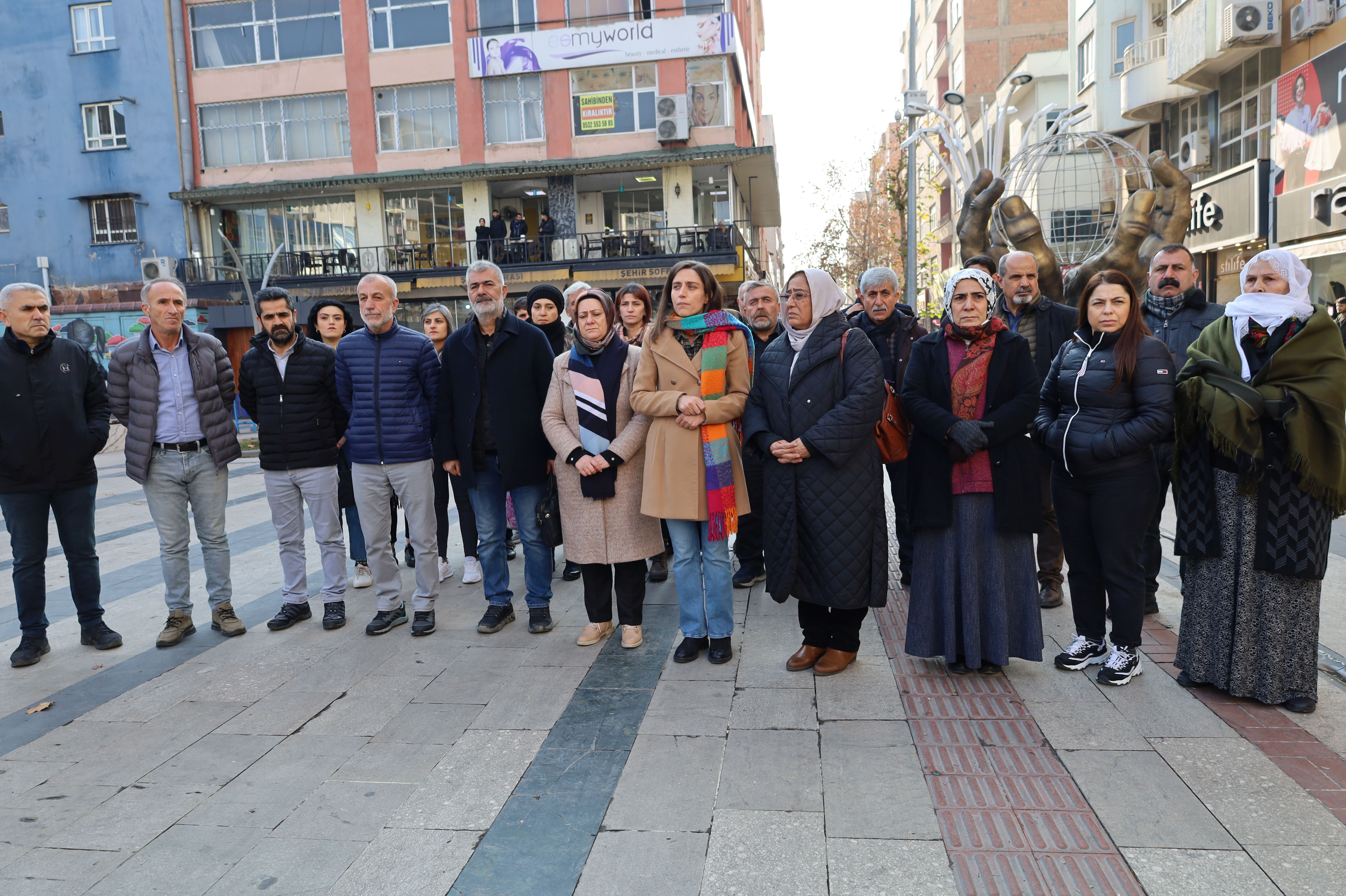 Batman'da yürüyüşe polis engeli