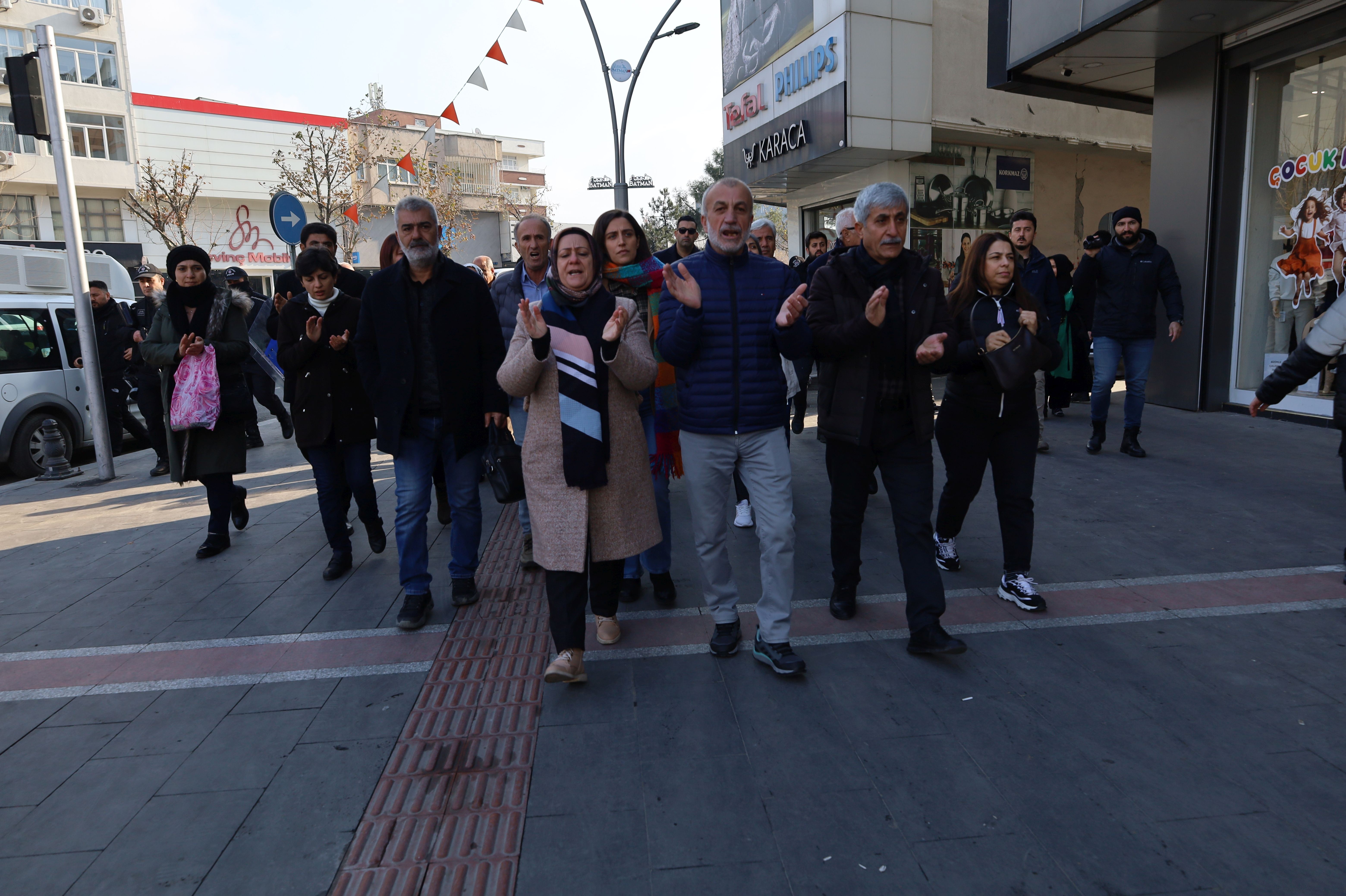 Batman'da kayyıma karşı yürüyüş: Boyun eğmeyeceğiz