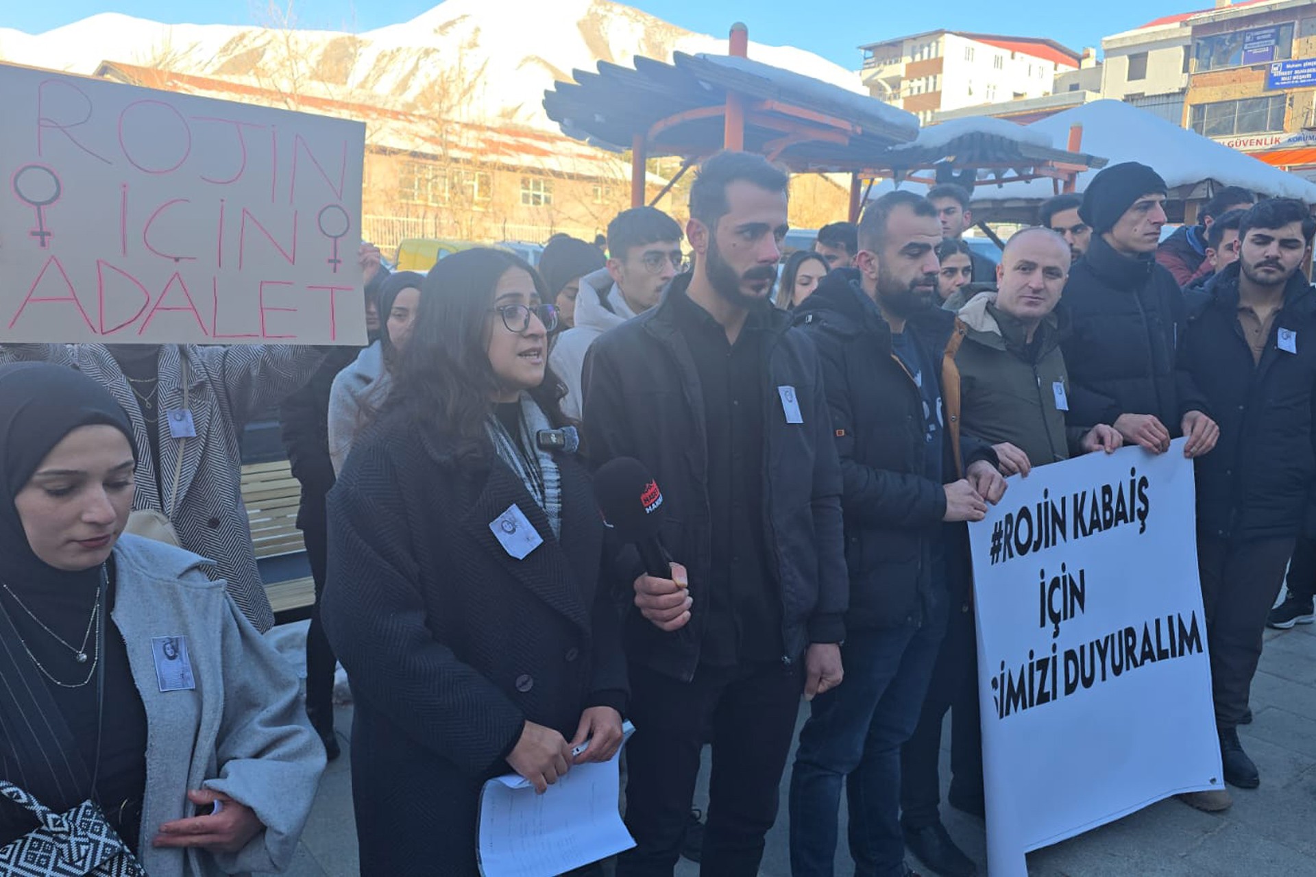 Hakkari’de Rojin Kabaiş için adalet istendi