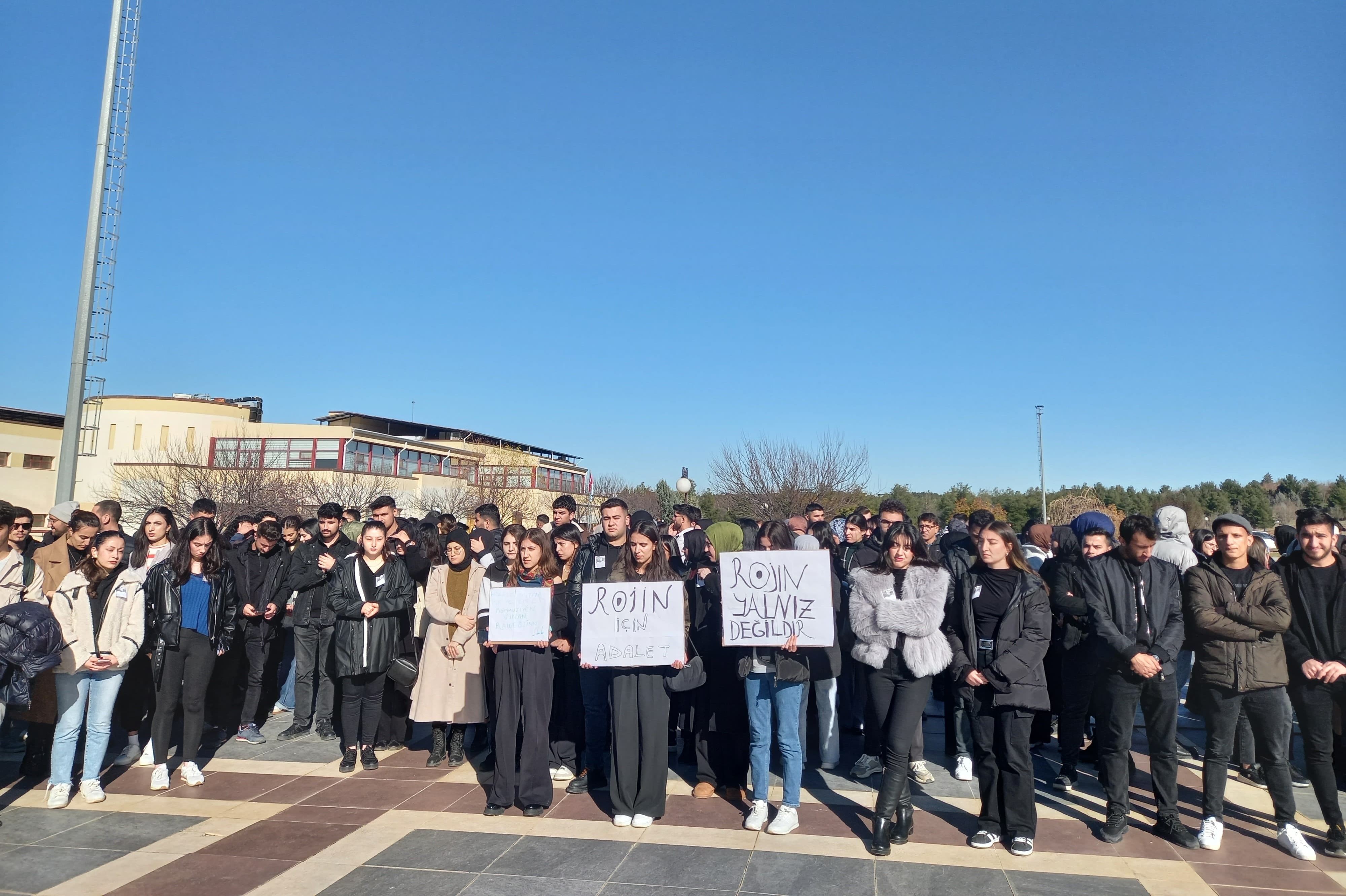 Dicle Üniversitesinde Rojin Kabaiş açıklaması