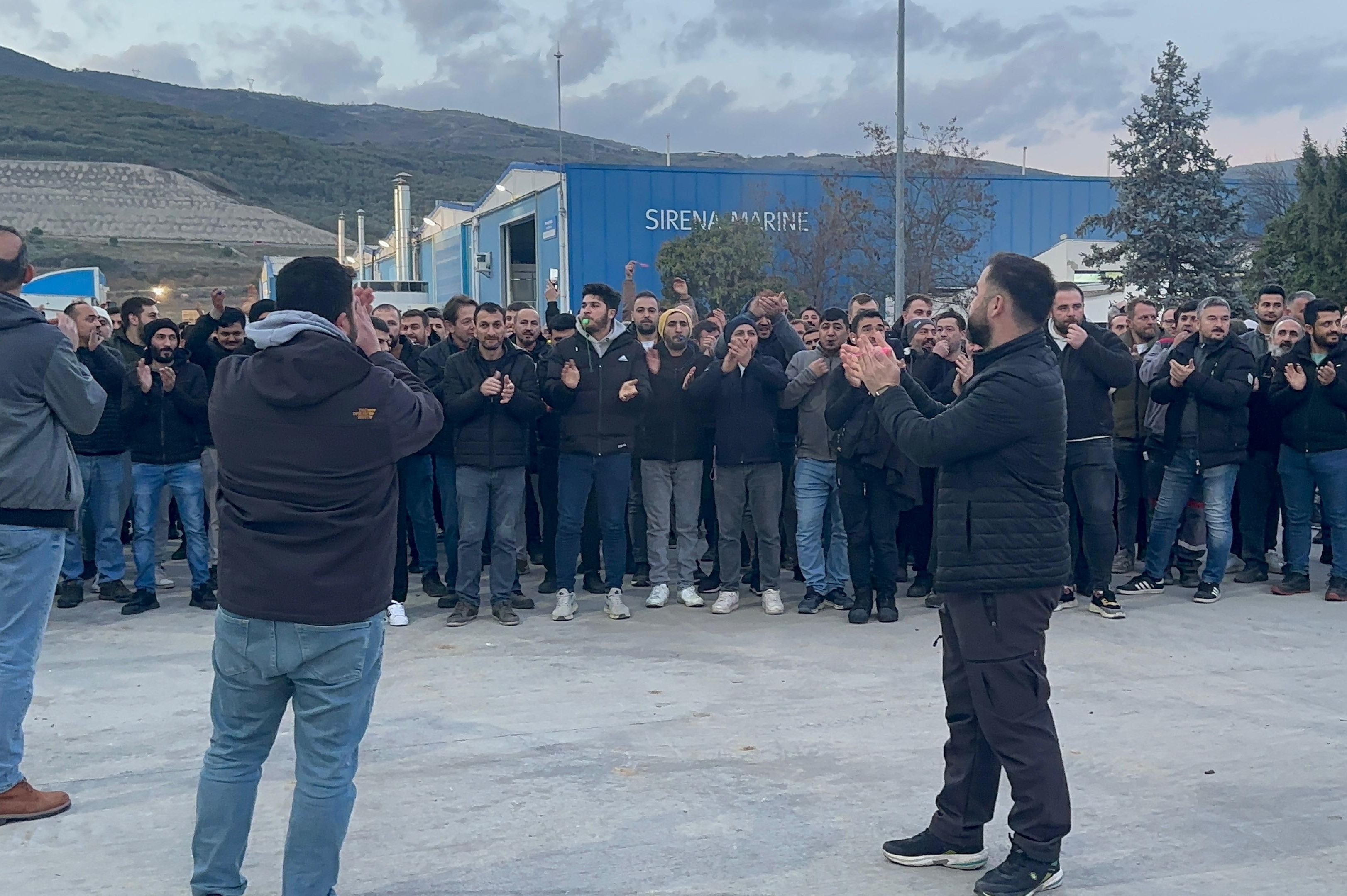 Sirena Marine fabrikasında greve saatler kala anlaşma sağlandı