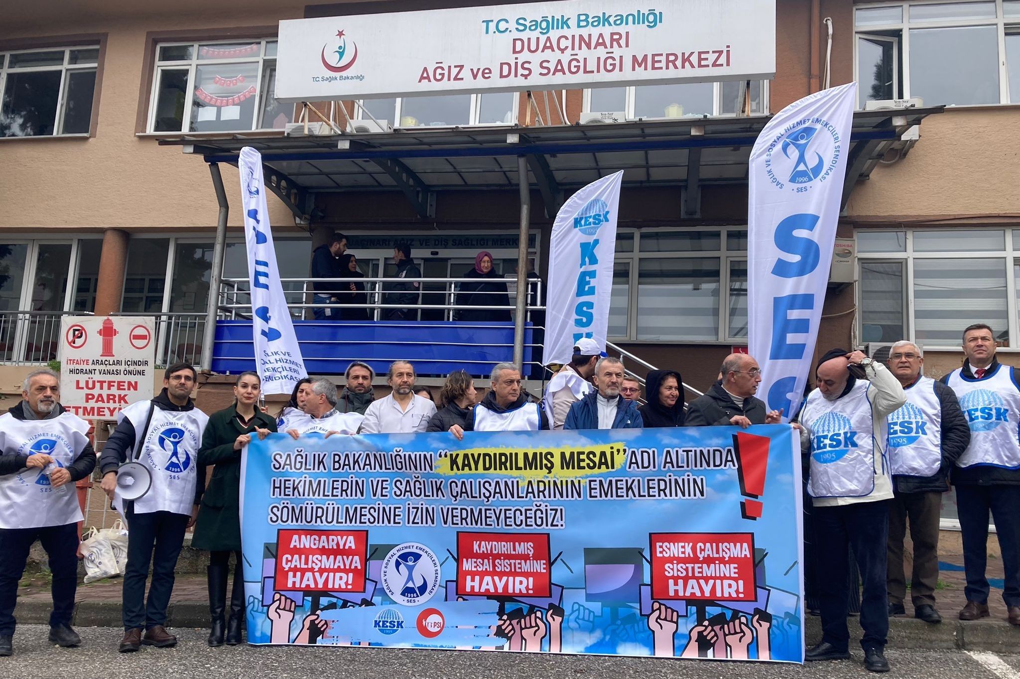 Bursa’da sağlık emekçilerinin ‘Kaydırılmış Mesai’ uygulamasına tepkisi sürüyor