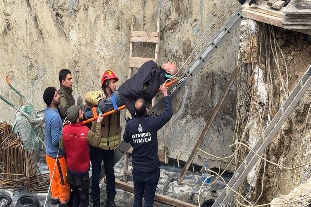 İstanbul’da inşaat temeline düşen işçi kurtarıldı