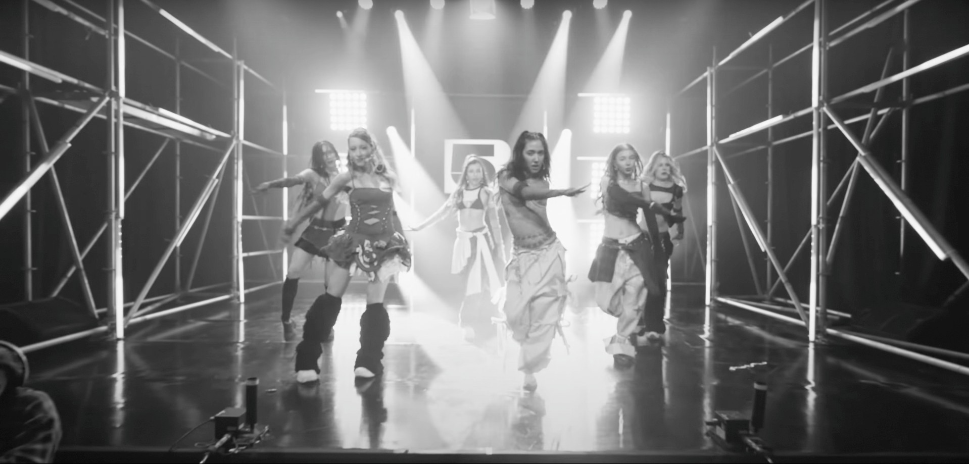 Türkiye’nin yeni “Girl Band”i: Big5