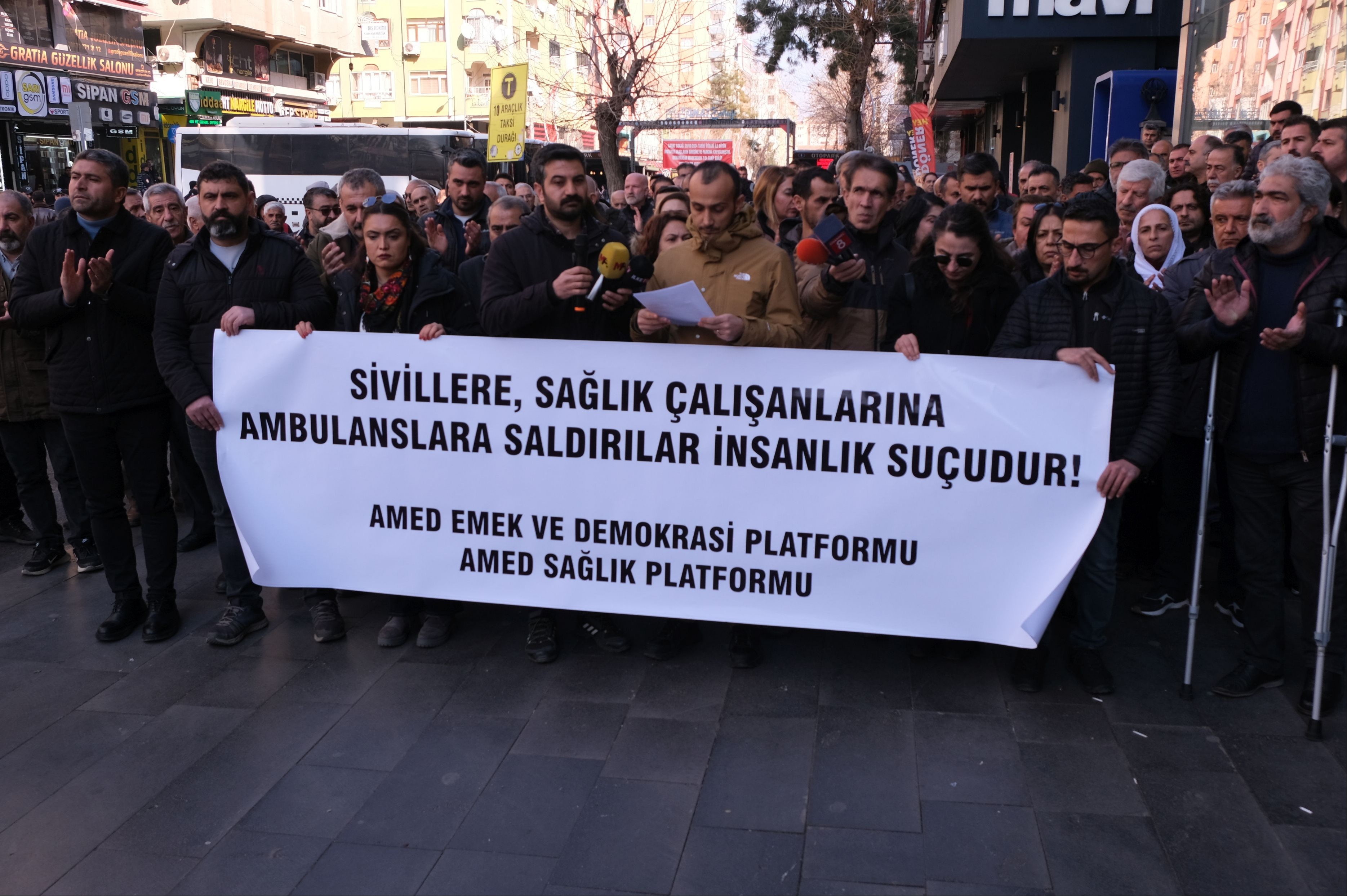 Diyarbakır’da Tişrîn'deki saldırılar protesto edildi