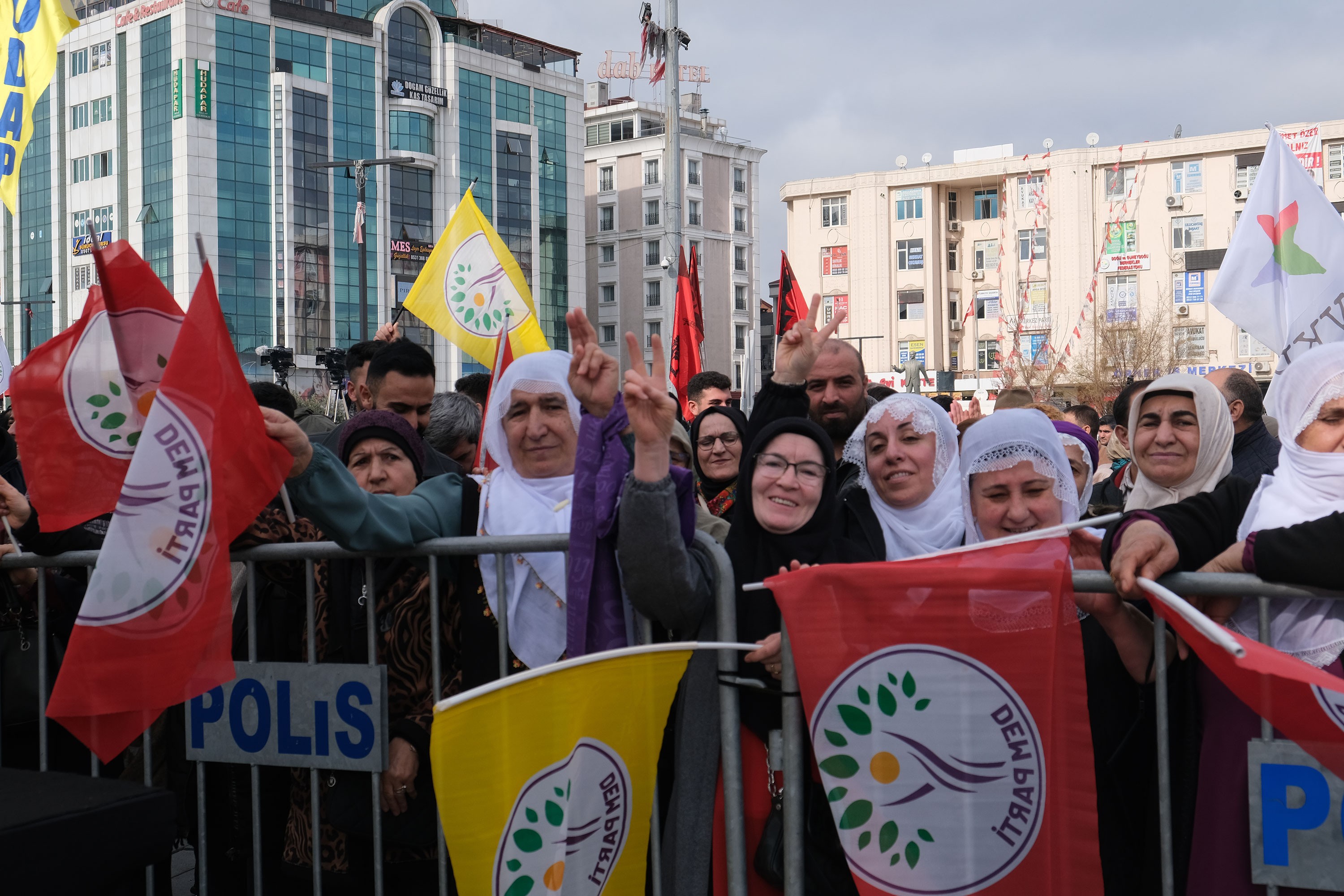 DEM Parti'den İstanbul’da 'Özgürlük için barış' mitingi