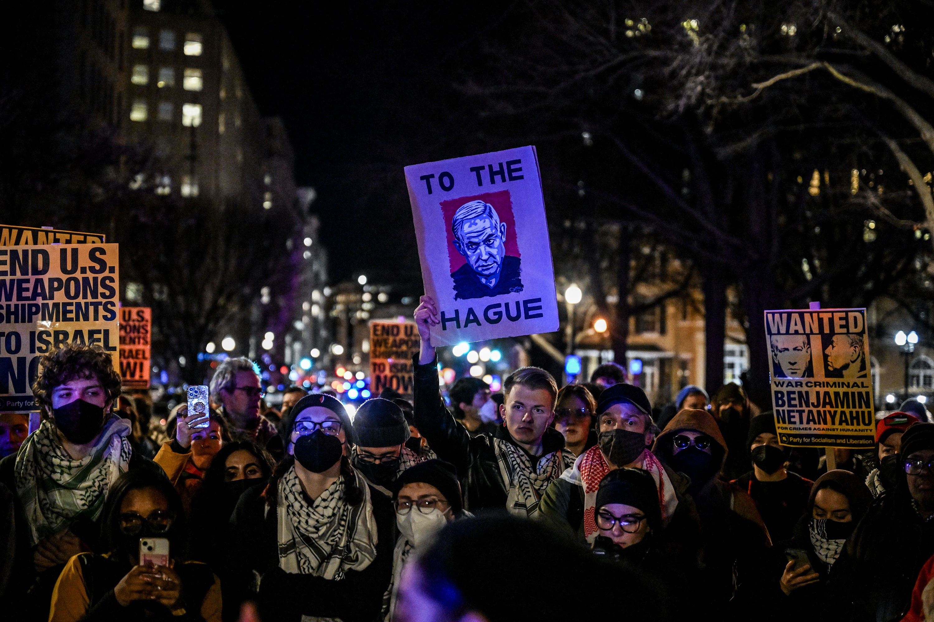 Netanyahu ve Trump, Beyaz Saray önünde protesto edildi