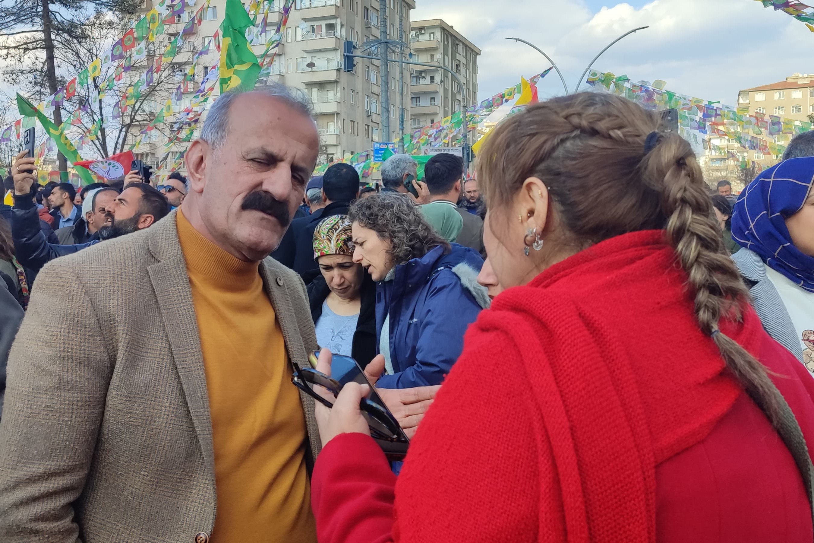 Diyarbakır’da “Barış için özgürlük’ mitingi