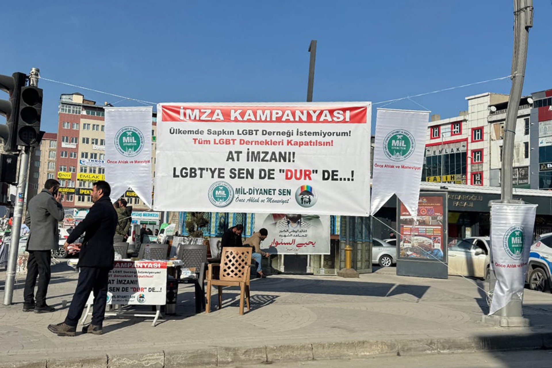 Van’da LGBTİ bireyleri hedef alan kampanyaya tepki: Güvensiz ortam daha da güvensizleşti