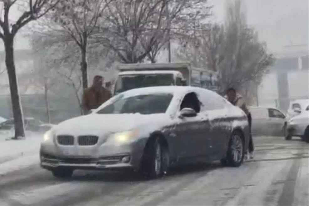 İstanbul'da kar nedeniyle yaşanan kazalar