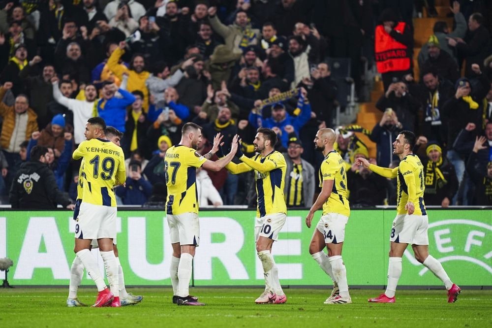 Fenerbahçe, Anderlecht’i 3-0 mağlup etti