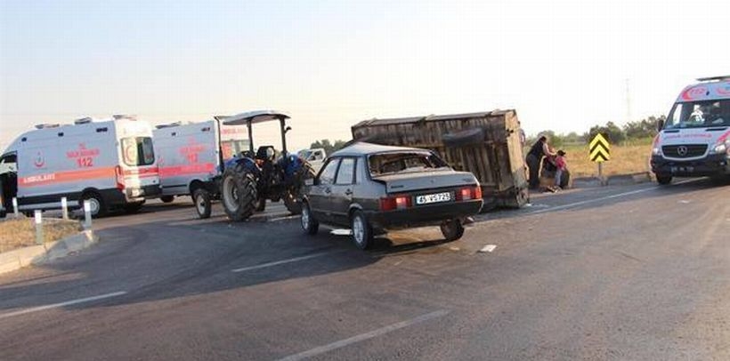 Tarım işçilerini taşıyan traktör devrildi: 9 yaralı