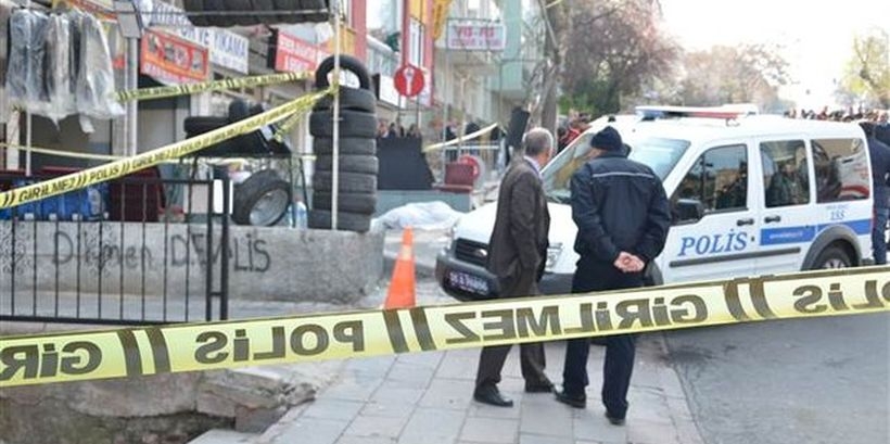 Ankara'da erkek polis, kadın polisi ve yanındaki yurttaşı vurdu