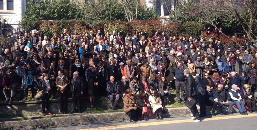 Boğaziçi Üniversitesi öğretim üyeleri tutuklanan meslektaşları için eylem yaptı