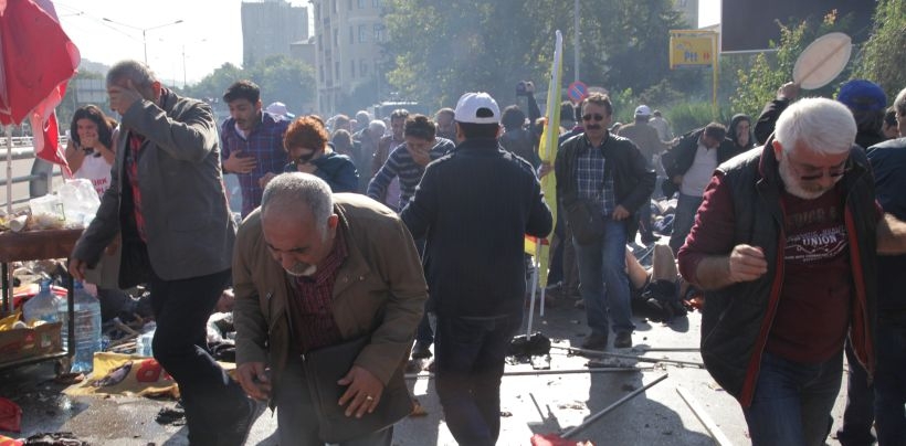 Ankara Katliamı sonrası yaralılara gaz atan polis mağdurmuş!