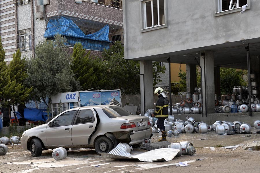 Adana’da tüpçüde patlama: 2 yaralı