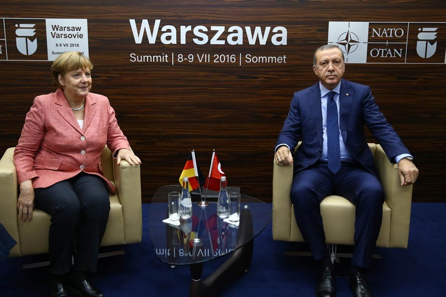 Erdoğan ve Merkel İncirlik konusunda anlaşamadı