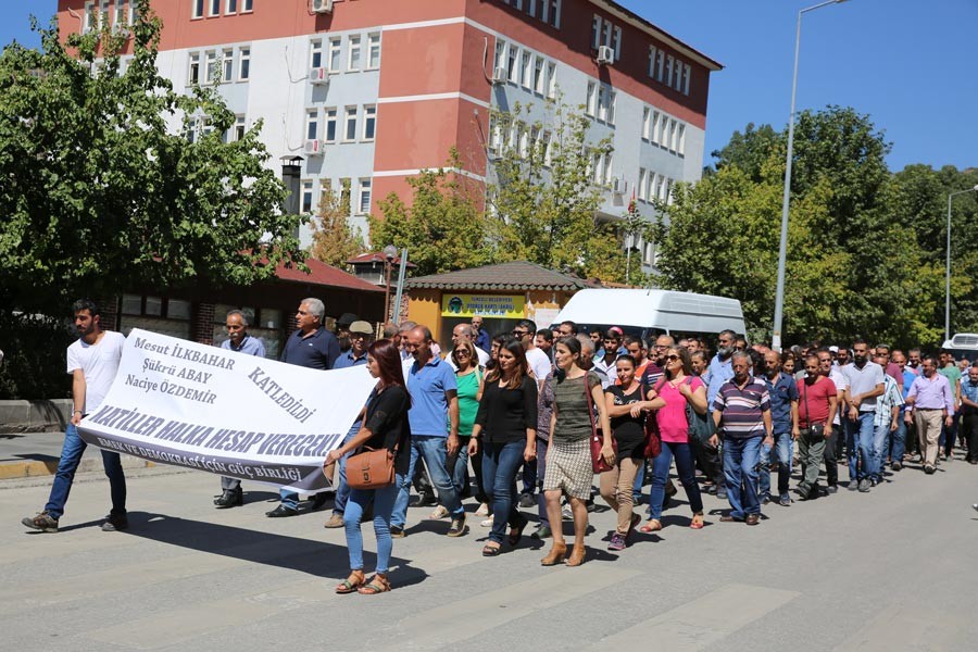 Özdemir’in ölümü protesto edildi