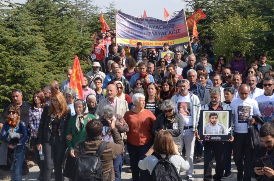 10 Ekim'de yitirilen barış güvercinleri unutulmadı