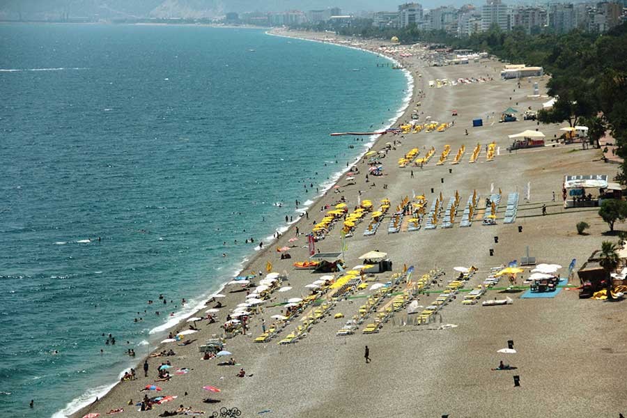 Turizm işçileri: Kısa çalışma ödeneğinden yararlanamıyoruz