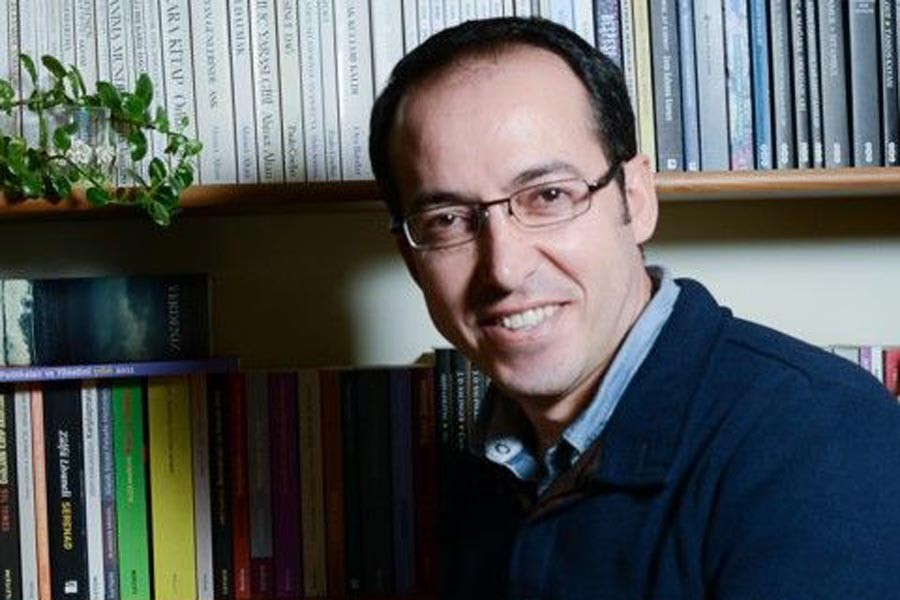 Burhan Sönmez, PEN Yönetim Kurulu’na girdi