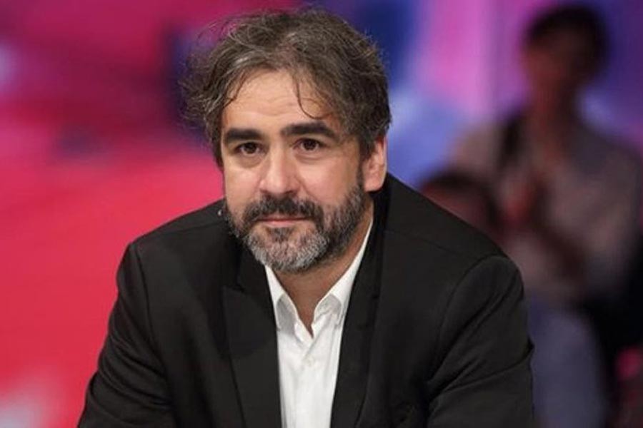 German journalist Deniz Yücel released from jail in Turkey