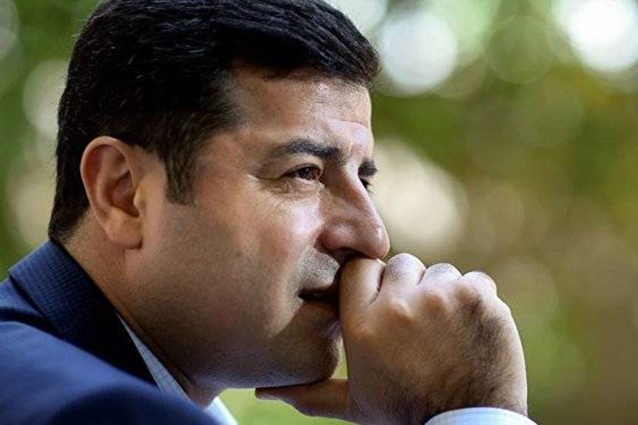 Demirtaş'tan yeni öykü: Deniz Kızı