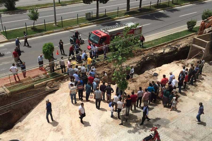 Adıyaman'da kanalizasyon kazısında göçük: 1 öldü