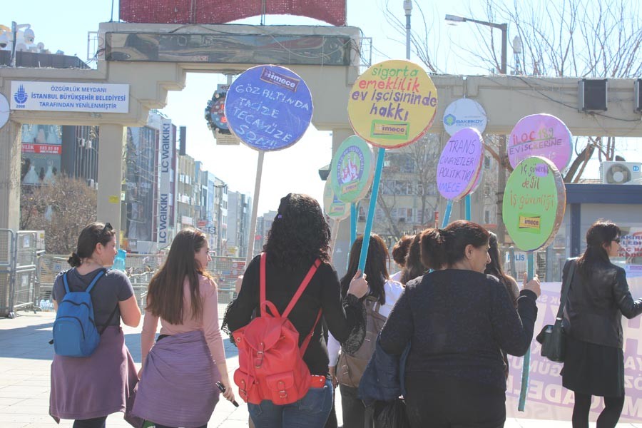 Ev işçisi kadınlar: Görünmesek de varız, hayallerimiz var!