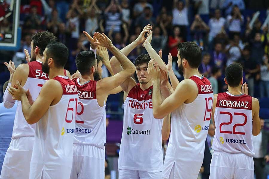 Türkiye basketbolda 5 basamak birden geriledi