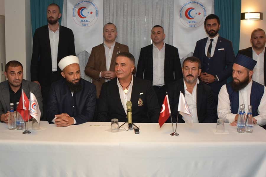 Sedat Peker’den İsmailağa Cemaati’ne ziyaret