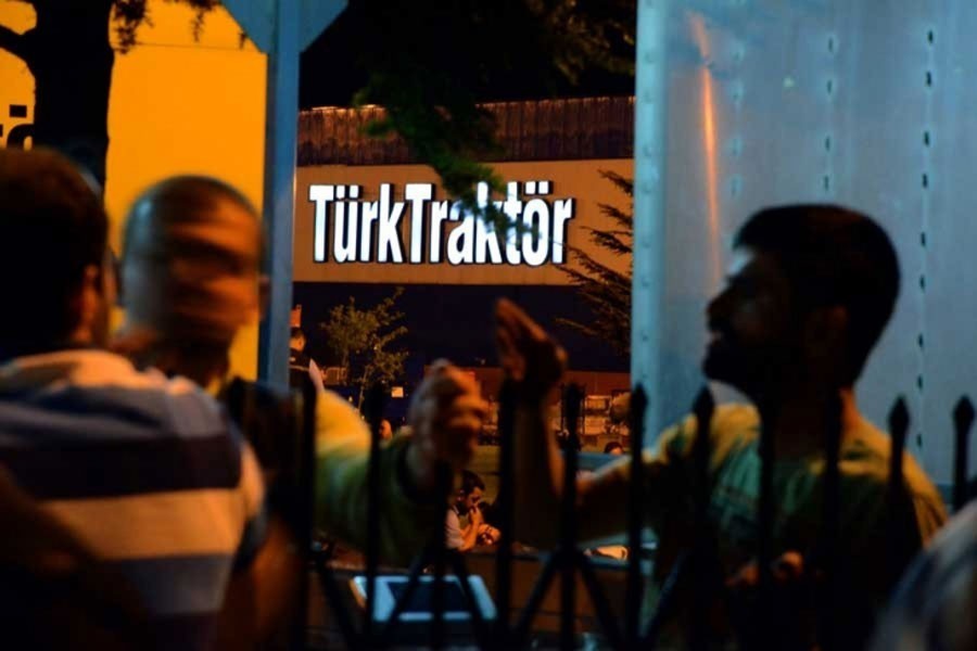 Türk Traktör faturayı işçiye kesti: Vardiya azaldı, atılmalar sürüyor